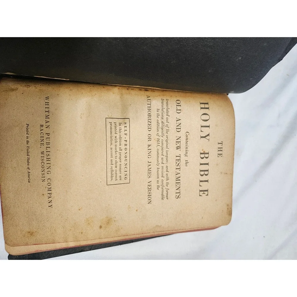 Vintage 1940s Whitman Publishing Holy Bible King James Version KJV Black Cover